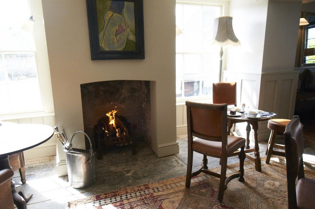 The Swan Hotel Wedmore Buitenkant foto