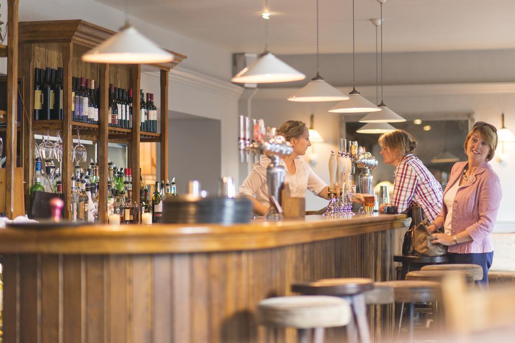 The Swan Hotel Wedmore Buitenkant foto
