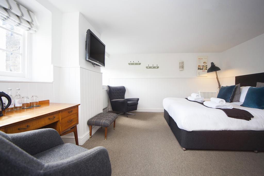 The Swan Hotel Wedmore Buitenkant foto