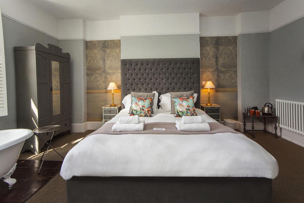 The Swan Hotel Wedmore Buitenkant foto